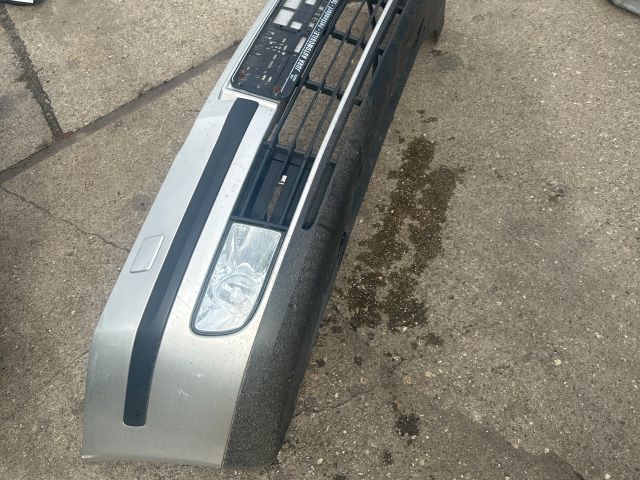 bontott SKODA OCTAVIA II Első Lökhárító (Részeivel)