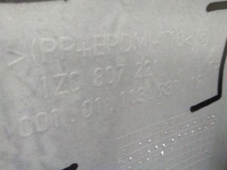 bontott SKODA OCTAVIA II Első Lökhárító (Üresen)