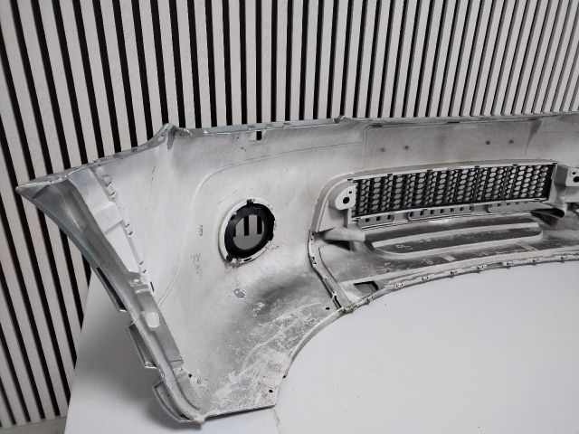 bontott SKODA OCTAVIA II Első Lökhárító (Üresen)