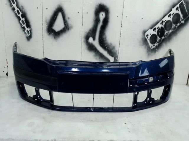 bontott SKODA OCTAVIA II Első Lökhárító (Üresen)