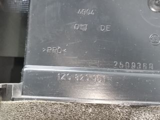 bontott SKODA OCTAVIA II Első Tároló Rekesz