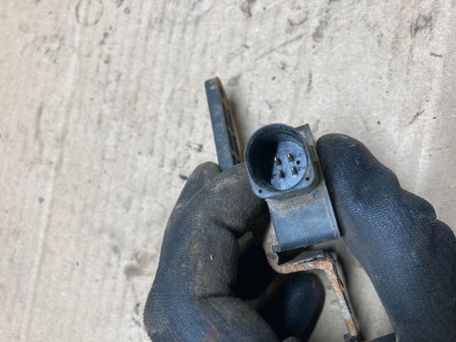 bontott SKODA OCTAVIA II Első Xenon Szintszabályzó Jeladó