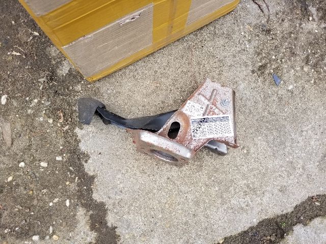 bontott SKODA OCTAVIA II Fékpedál