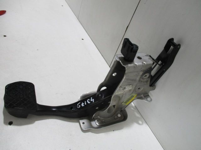 bontott SKODA OCTAVIA II Fékpedál