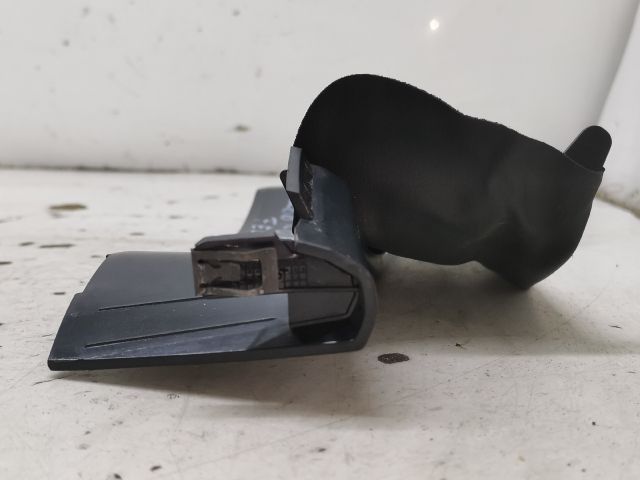 bontott SKODA OCTAVIA II Felső Kormányoszlop Burkolat