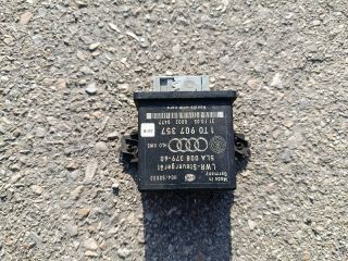 bontott SKODA OCTAVIA II Fényszóró Elektronika