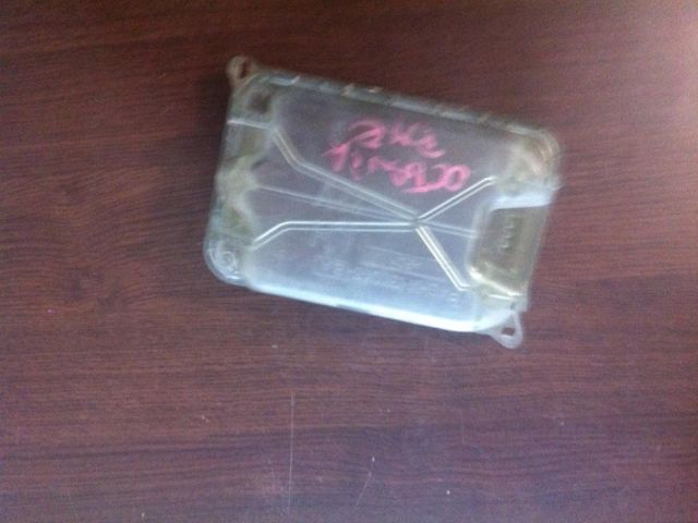 bontott SKODA OCTAVIA II Fényszóró Lámpabúra Fedél