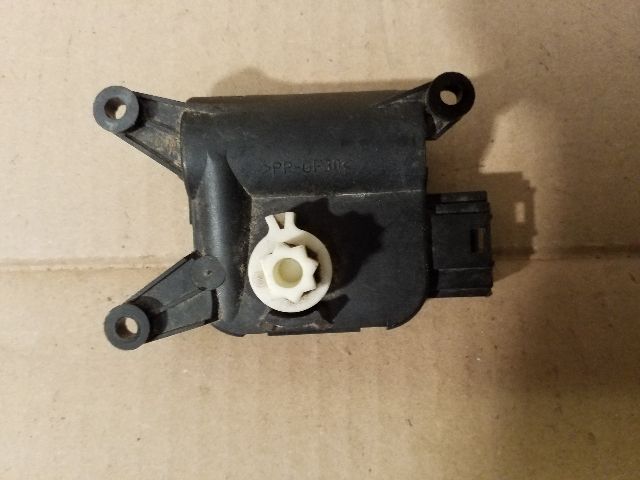 bontott SKODA OCTAVIA II Fűtés Állító Motor