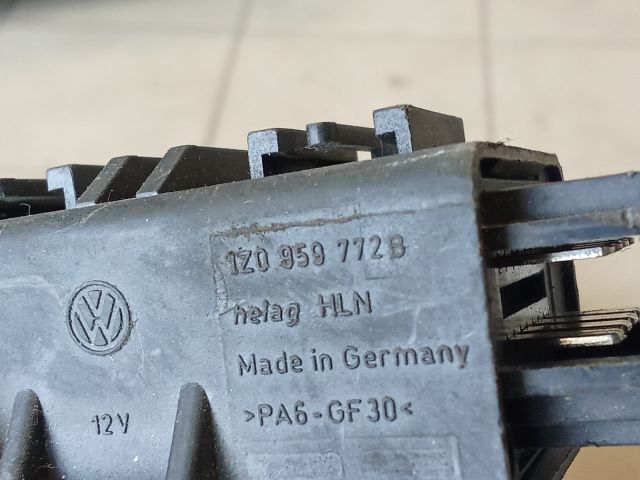 bontott SKODA OCTAVIA II Fűtés Állító Motor