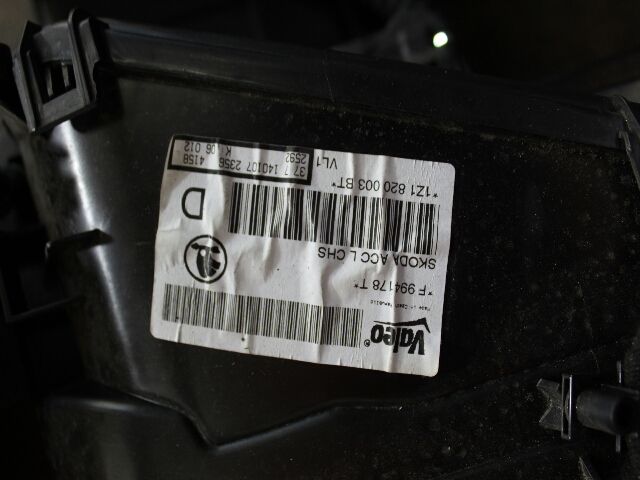 bontott SKODA OCTAVIA II Fűtés Box