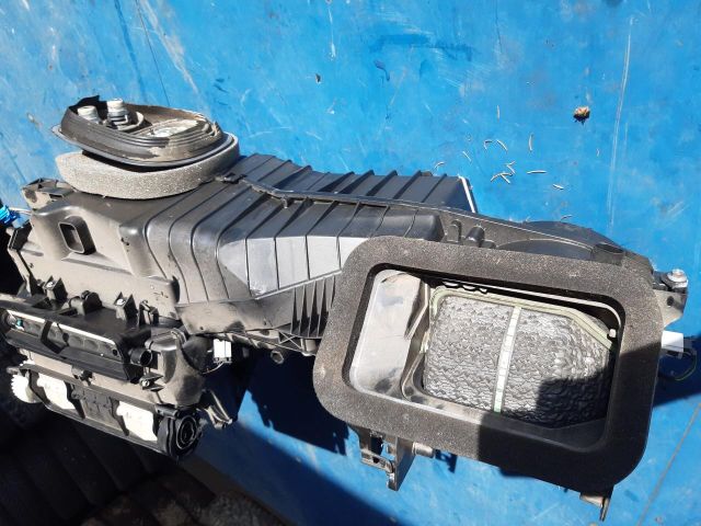 bontott SKODA OCTAVIA II Fűtés Box