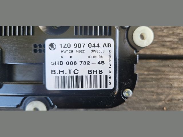 bontott SKODA OCTAVIA II Fűtés Vezérlő Modul