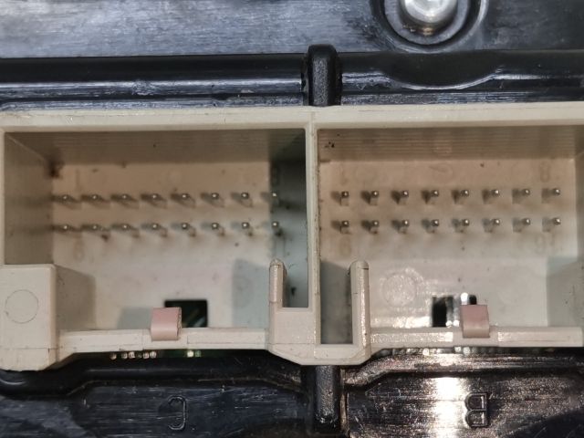 bontott SKODA OCTAVIA II Fűtéskapcsoló (digit klímás)