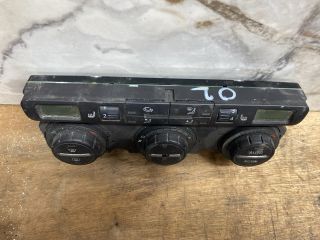 bontott SKODA OCTAVIA II Fűtéskapcsoló (digit klímás)