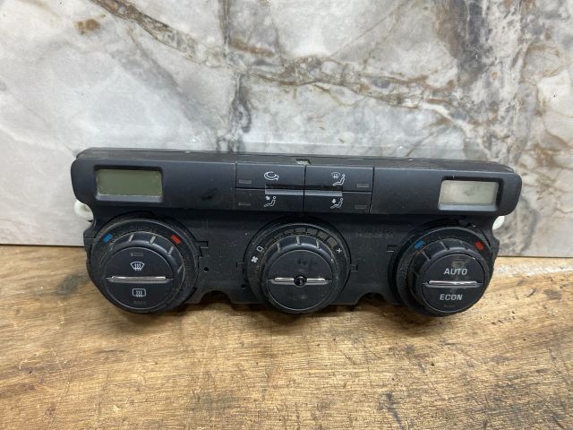 bontott SKODA OCTAVIA II Fűtéskapcsoló (digit klímás)