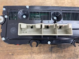 bontott SKODA OCTAVIA II Fűtéskapcsoló (digit klímás)