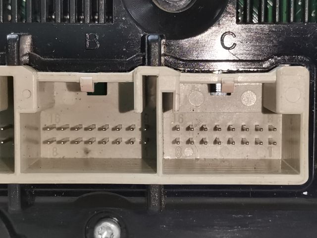 bontott SKODA OCTAVIA II Fűtéskapcsoló (digit klímás)