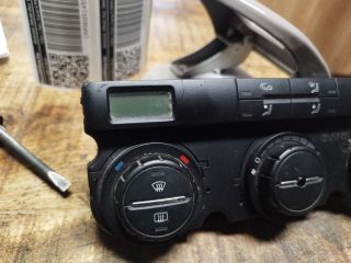 bontott SKODA OCTAVIA II Fűtéskapcsoló (digit klímás)