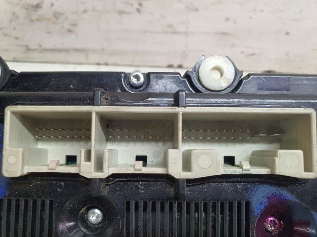 bontott SKODA OCTAVIA II Fűtéskapcsoló (digit klímás)