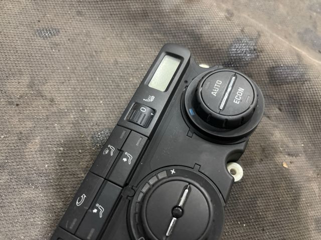 bontott SKODA OCTAVIA II Fűtéskapcsoló (digit klímás)