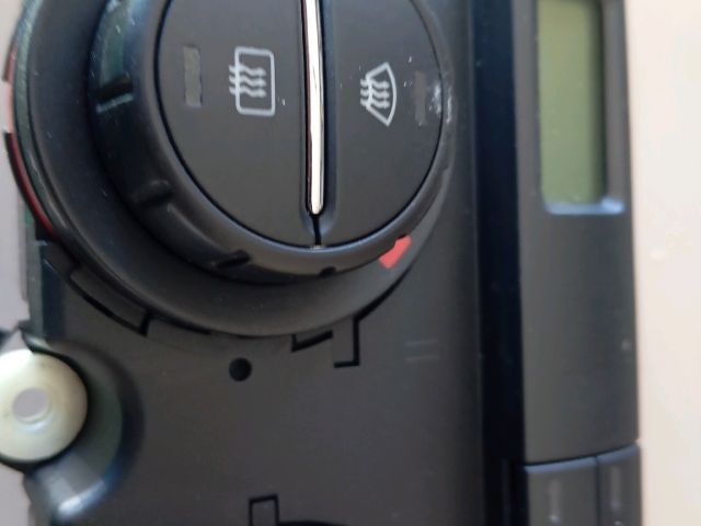 bontott SKODA OCTAVIA II Fűtéskapcsoló (digit klímás)