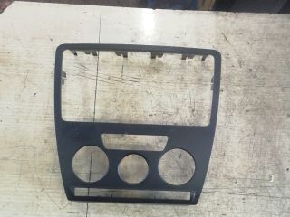 bontott SKODA OCTAVIA II Fűtéskapcsoló Keret