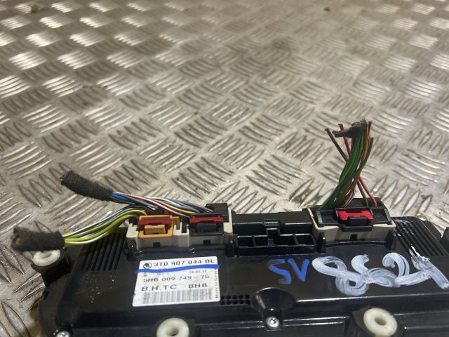 bontott SKODA OCTAVIA II Fűtéskapcsoló (manuális klímás)