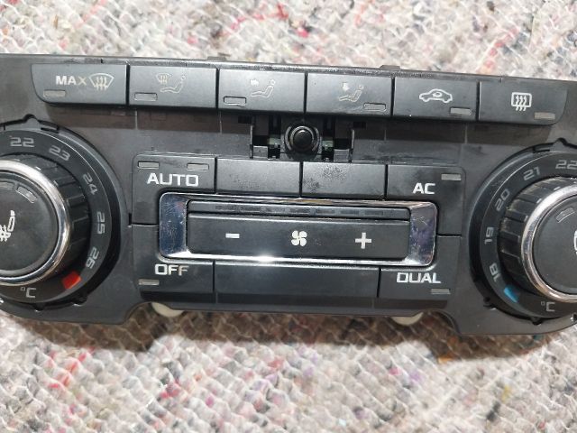 bontott SKODA OCTAVIA II Fűtéskapcsoló (manuális klímás)