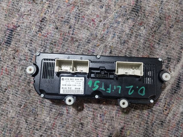 bontott SKODA OCTAVIA II Fűtéskapcsoló (manuális klímás)