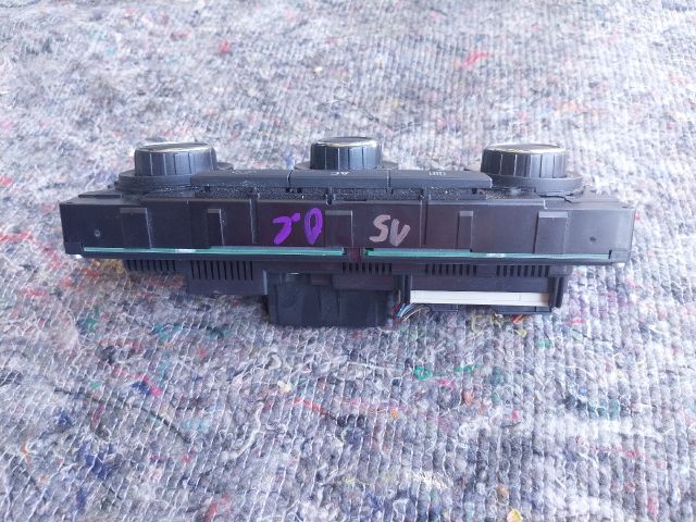 bontott SKODA OCTAVIA II Fűtéskapcsoló (manuális klímás)