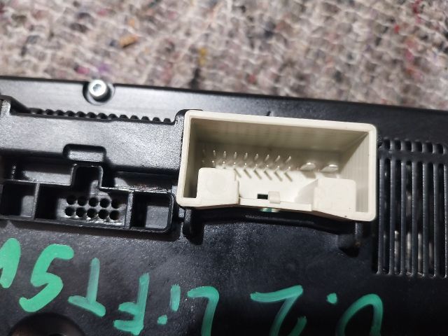 bontott SKODA OCTAVIA II Fűtéskapcsoló (manuális klímás)