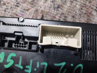 bontott SKODA OCTAVIA II Fűtéskapcsoló (manuális klímás)