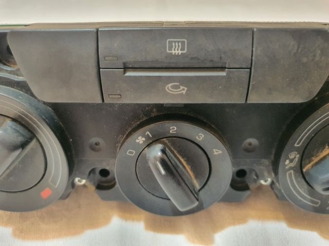 bontott SKODA OCTAVIA II Fűtéskapcsoló (Nem klímás)