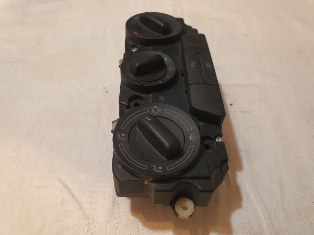 bontott SKODA OCTAVIA II Fűtéskapcsoló (Nem klímás)