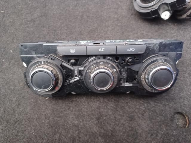 bontott SKODA OCTAVIA II Fűtéskapcsoló