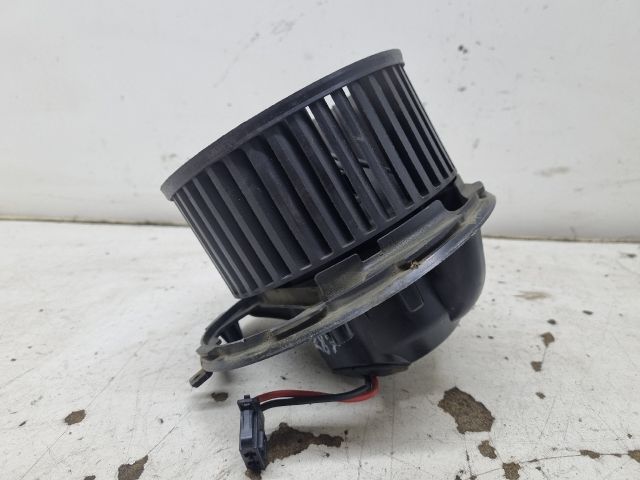 bontott SKODA OCTAVIA II Fűtőmotor (Klímás)