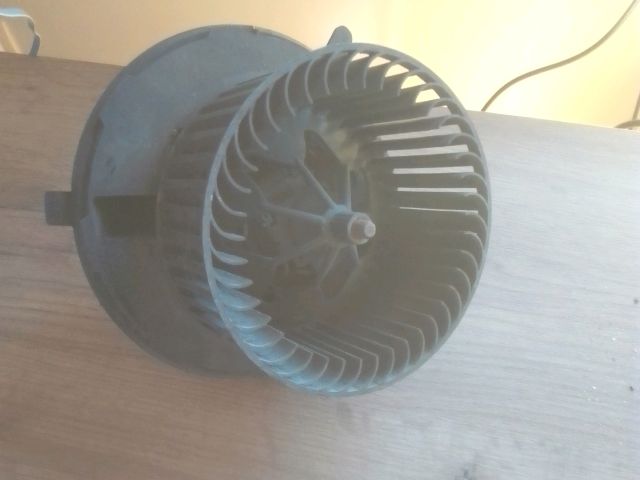 bontott SKODA OCTAVIA II Fűtőmotor (Klímás)