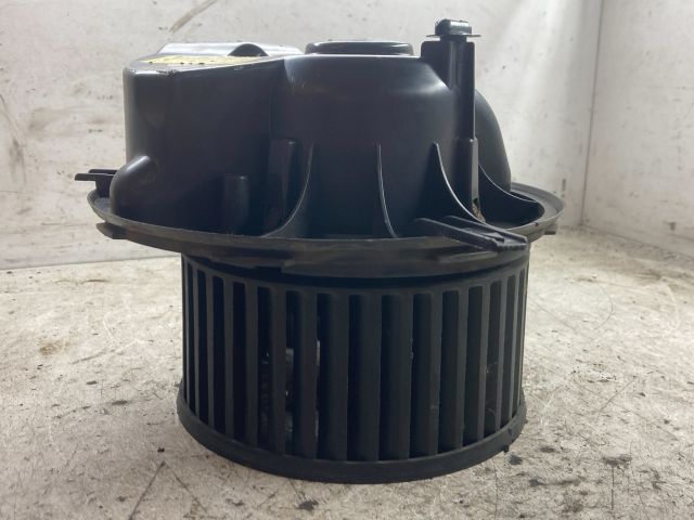 bontott SKODA OCTAVIA II Fűtőmotor (Klímás)