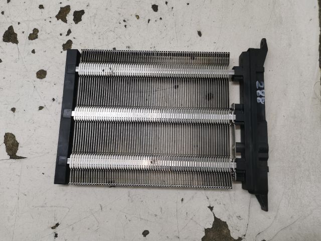 bontott SKODA OCTAVIA II Fűtőradiátor (Elektromos)