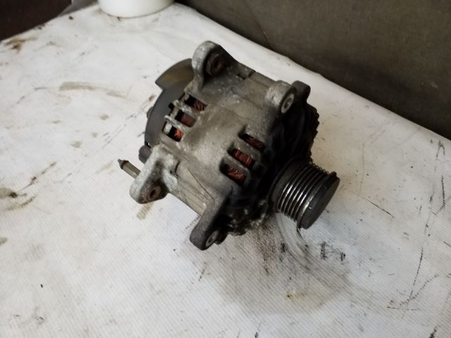 bontott SKODA OCTAVIA II Generátor