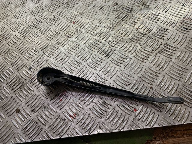 bontott SKODA OCTAVIA II Hátsó Ablaktörlő Kar