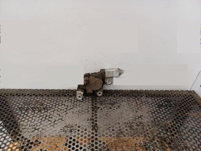 bontott SKODA OCTAVIA II Hátsó Ablaktörlő Motor