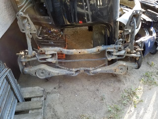 bontott SKODA OCTAVIA II Hátsó Futómű (Részeivel)