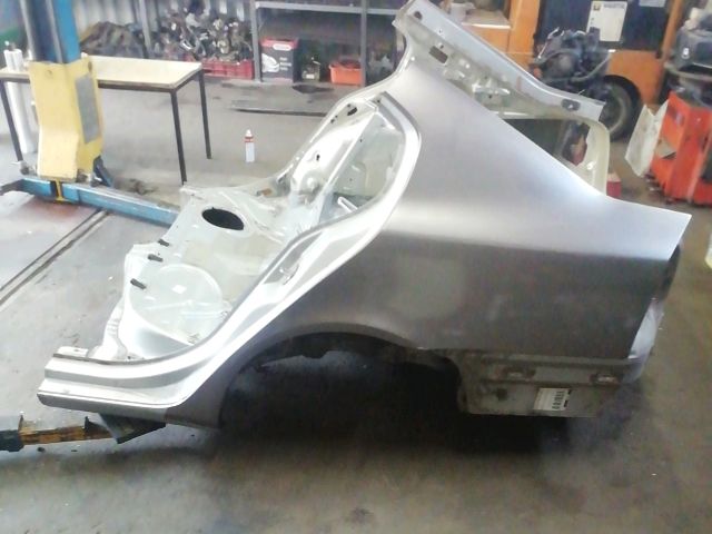 bontott SKODA OCTAVIA II Hátsó Karosszéria Csomag