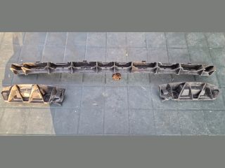 bontott SKODA OCTAVIA II Hátsó középső Lökhárító Tartó (Műanyag)