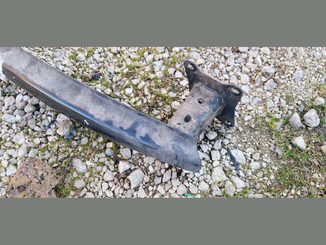 bontott SKODA OCTAVIA II Hátsó Lökhárító Merevítő (Fém)