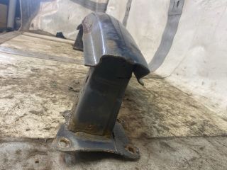 bontott SKODA OCTAVIA II Hátsó Lökhárító Merevítő (Fém)