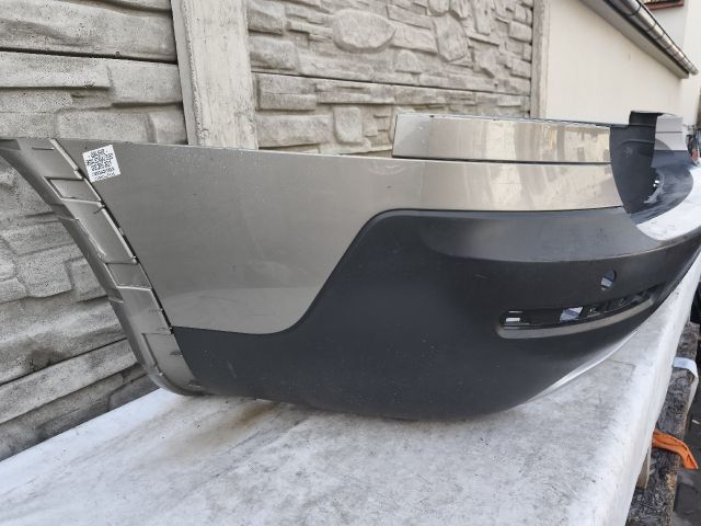 bontott SKODA OCTAVIA II Hátsó Lökhárító (Részeivel)