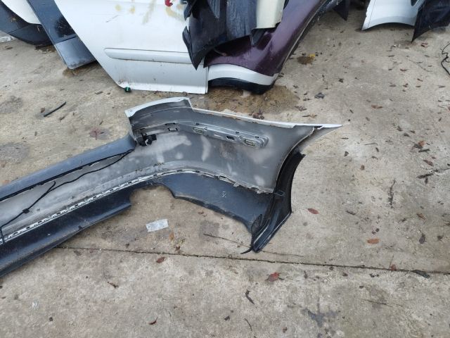 bontott SKODA OCTAVIA II Hátsó Lökhárító (Részeivel)