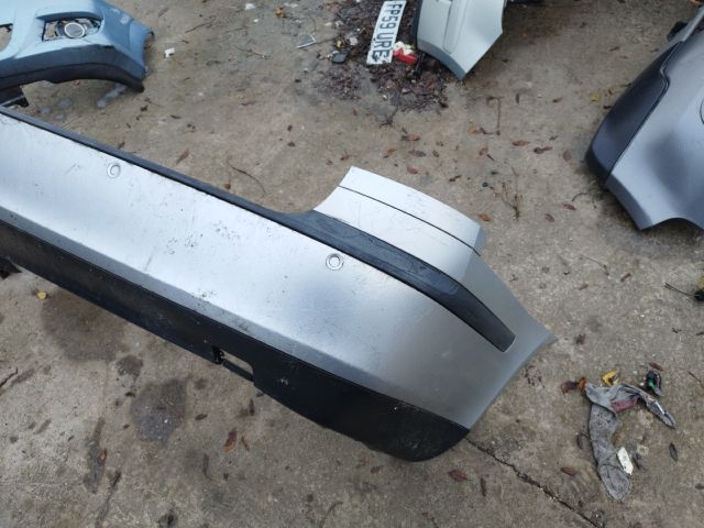 bontott SKODA OCTAVIA II Hátsó Lökhárító (Részeivel)